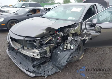 2019 Toyota Camry Le из США, поврежденный, VIN 4T1B31HK3KU510944